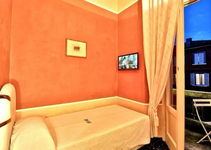 Miralago Hotel