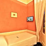 ホテル ミララーゴ 4* チェルノッビオ