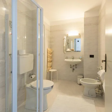 Miralago Отель 4*