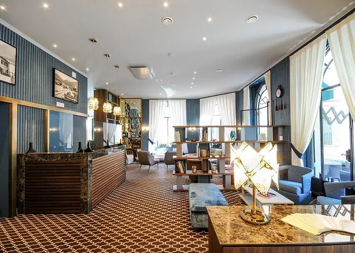 Miralago Отель 4*
