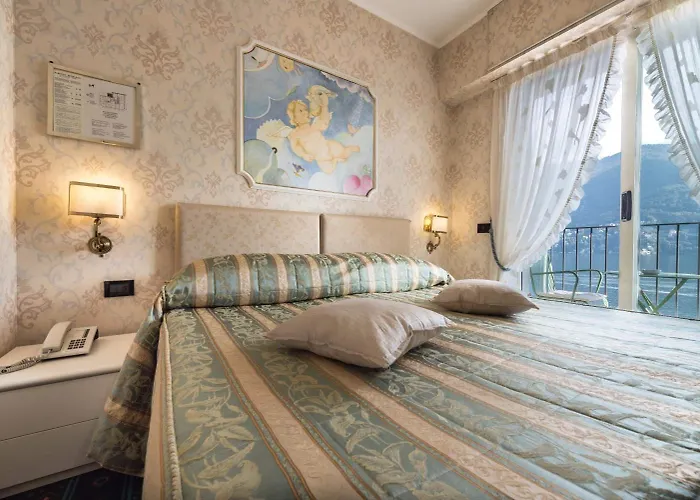 Miralago Luxury Apartments 4*