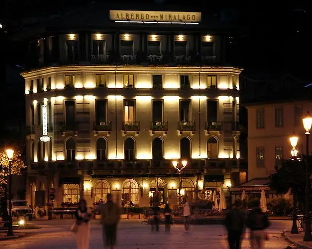 Отель Miralago Luxury Apartments